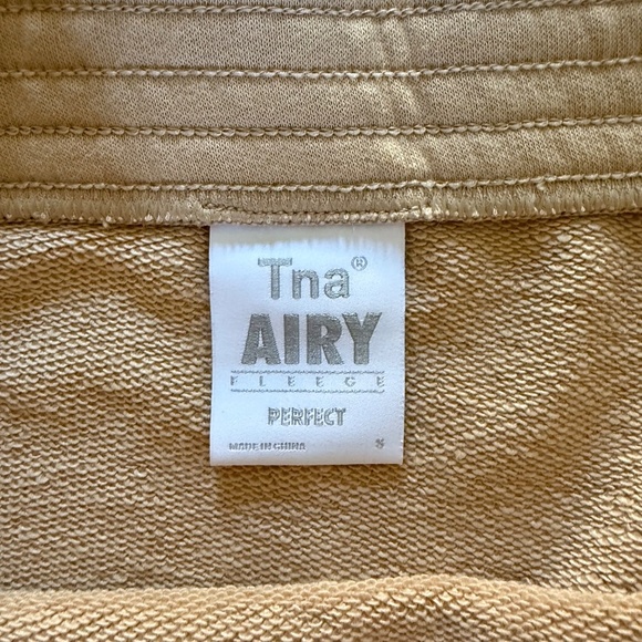 TNA | S Perfect Airy Mini Skirt Camel - Picture 5 of 5